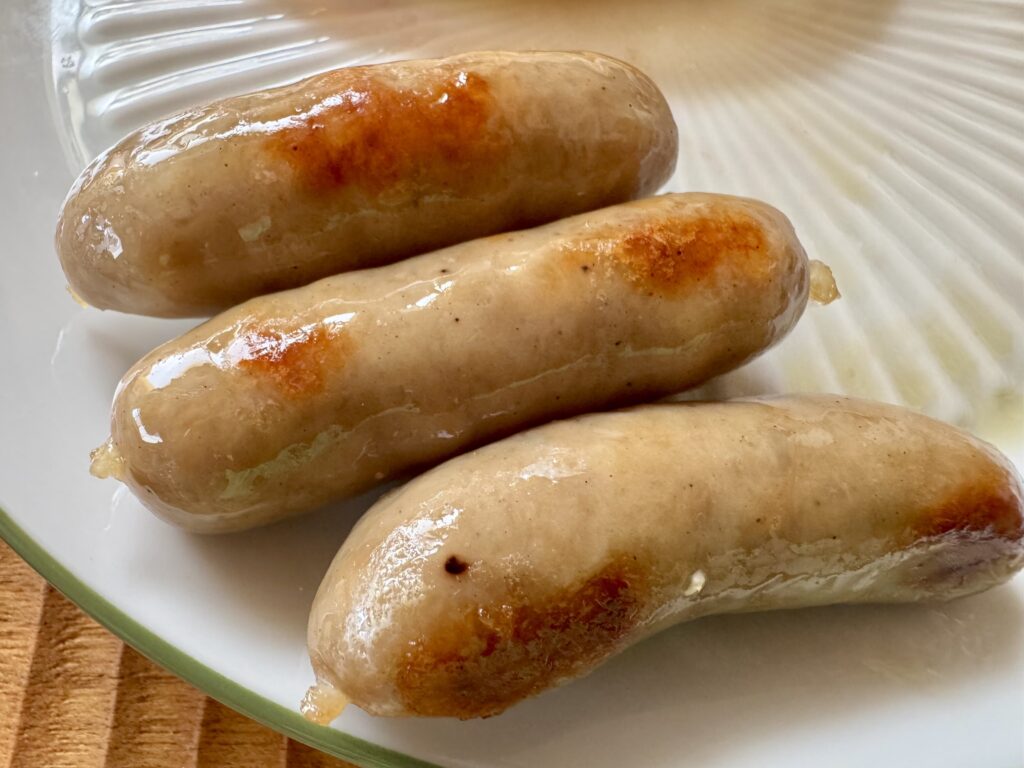 パルシステムのあらびきポークウインナーを焼いたところ